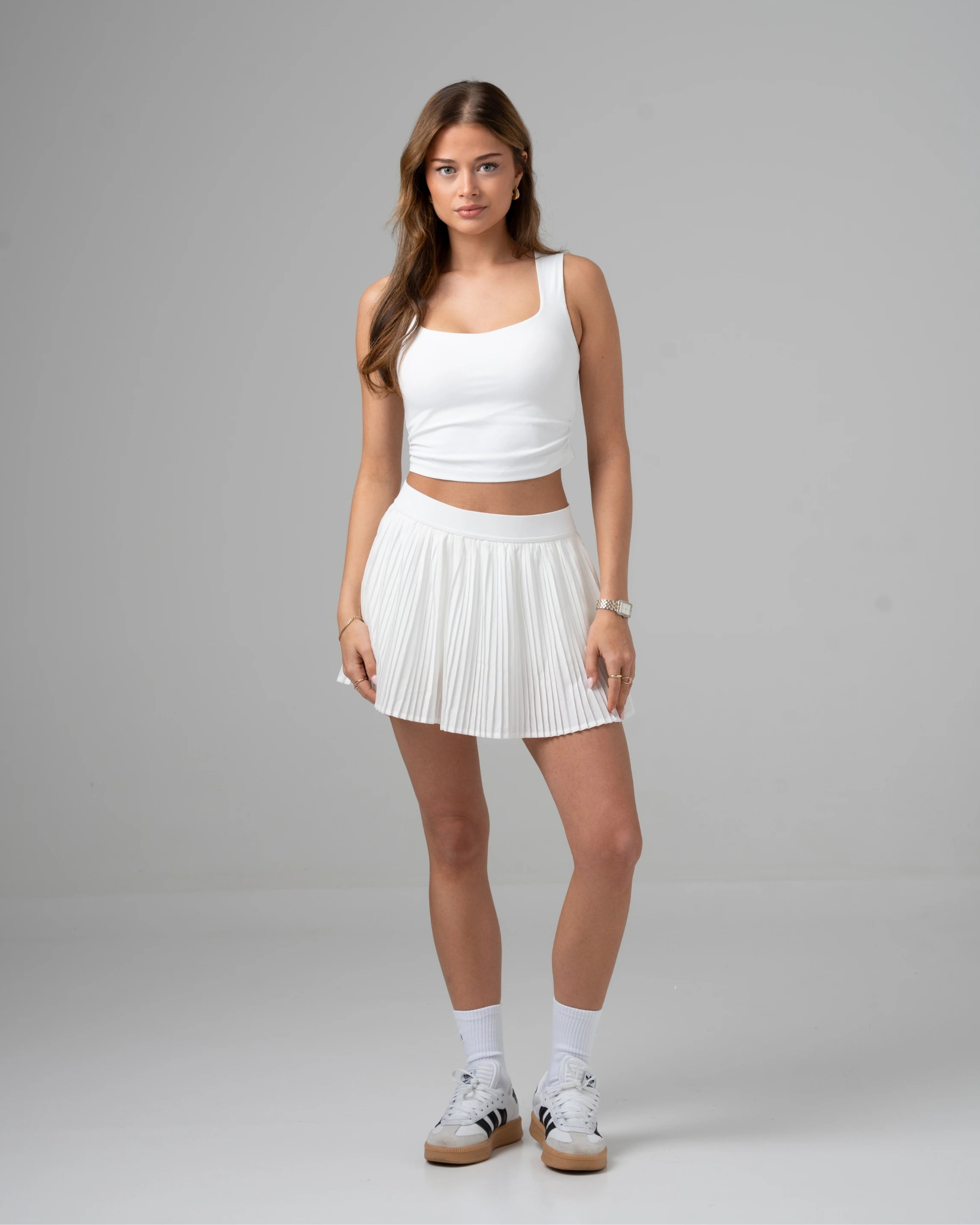 Stefania is 170cm, size xs